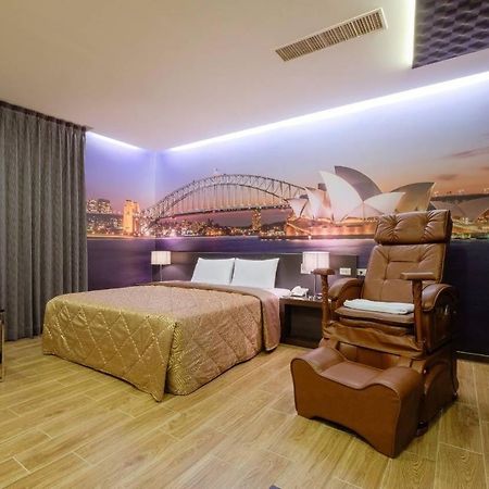 Foxdou Business Motel 台南 エクステリア 写真