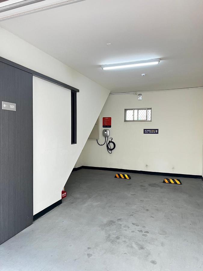 Foxdou Business Motel 台南 エクステリア 写真
