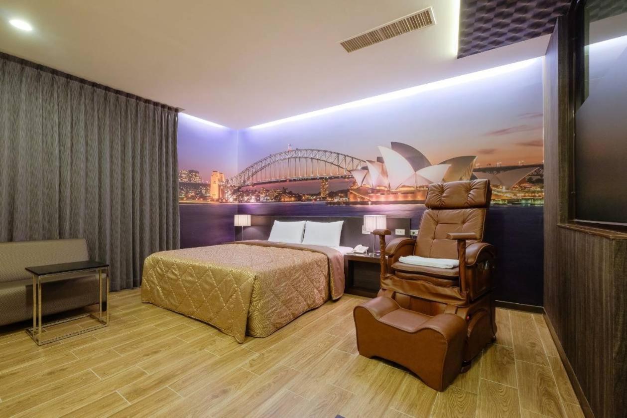 Foxdou Business Motel 台南 エクステリア 写真